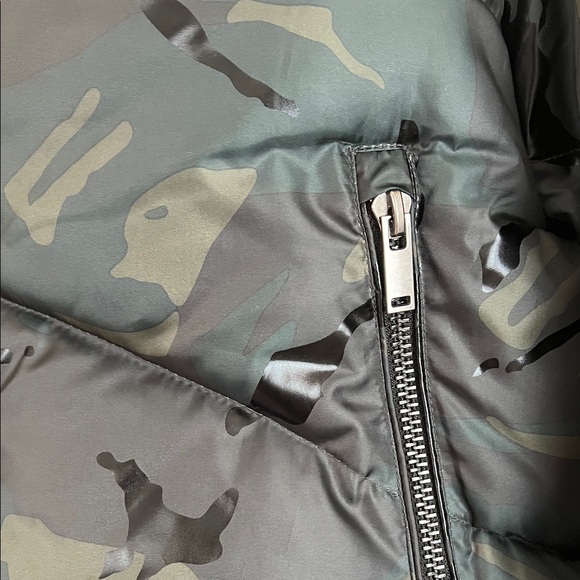 Zara Quilted Camouflage Puffer Jacket - Picture 4 of 12